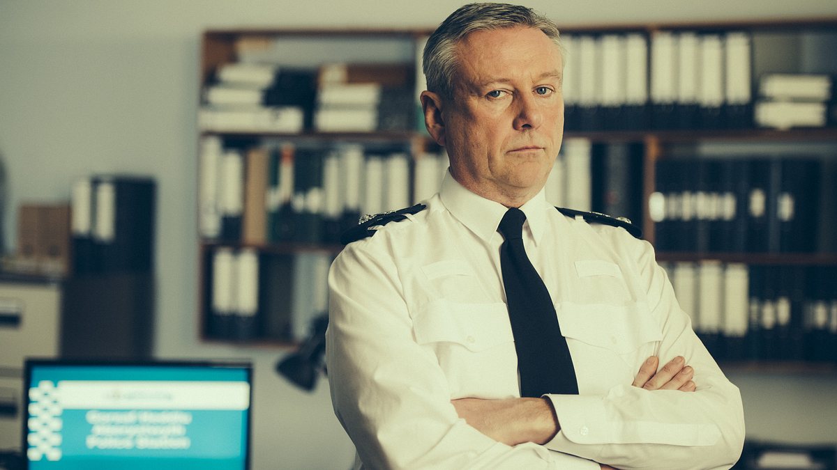 inspector mathias - mord in wales