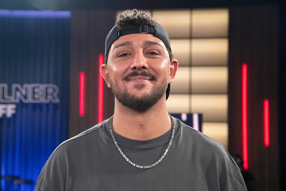 Abdul Kader CHAHIN, Comedian, Portrait, Angeschnittenes Einzelbild, Einzelmotiv, in der Sendung ,,Koelner Treff,, im WDR Fernsehen