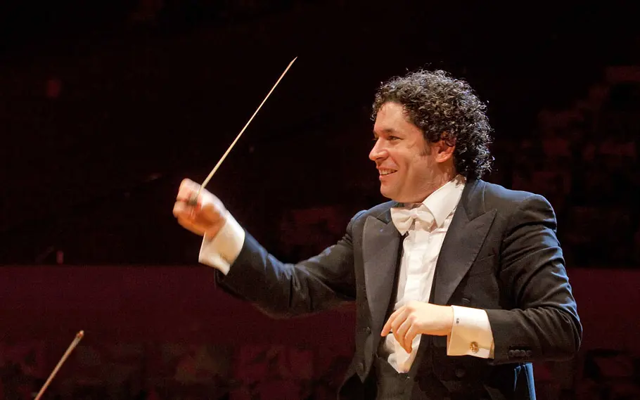 Gustavo Dudamel Opening Concert at the Opéra de Paris gustavo dudamel opening concert at the opéra de paris
