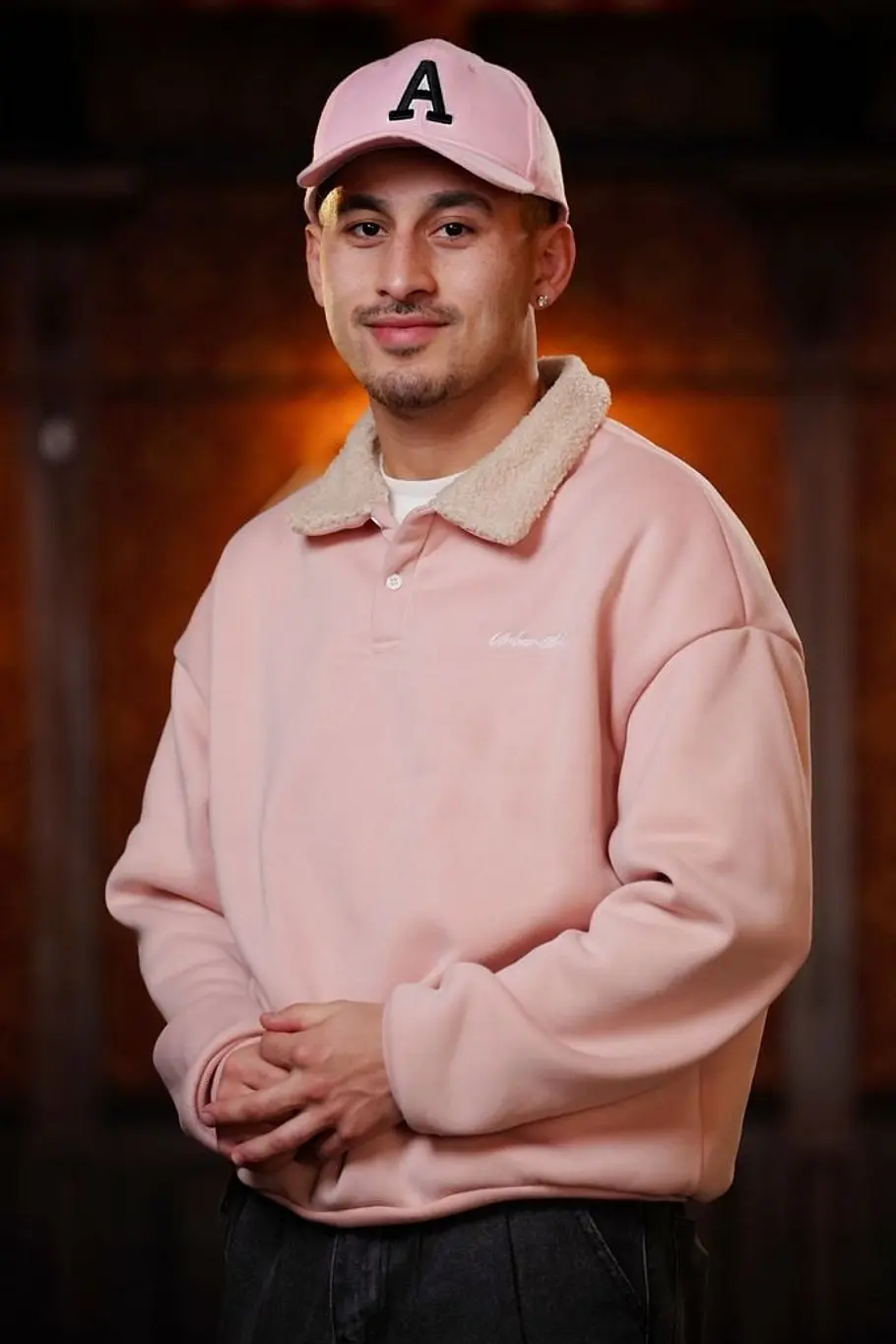 Abii Faizan Abii Faizan posiert für die Kamera