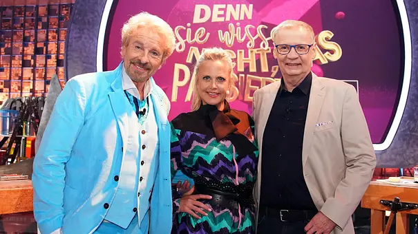 Thomas Gottschalk, Barbara Schöneberger und Günther Jauch lächeln in die Kamera. - Foto: RTL / Stefan Gregorowius
