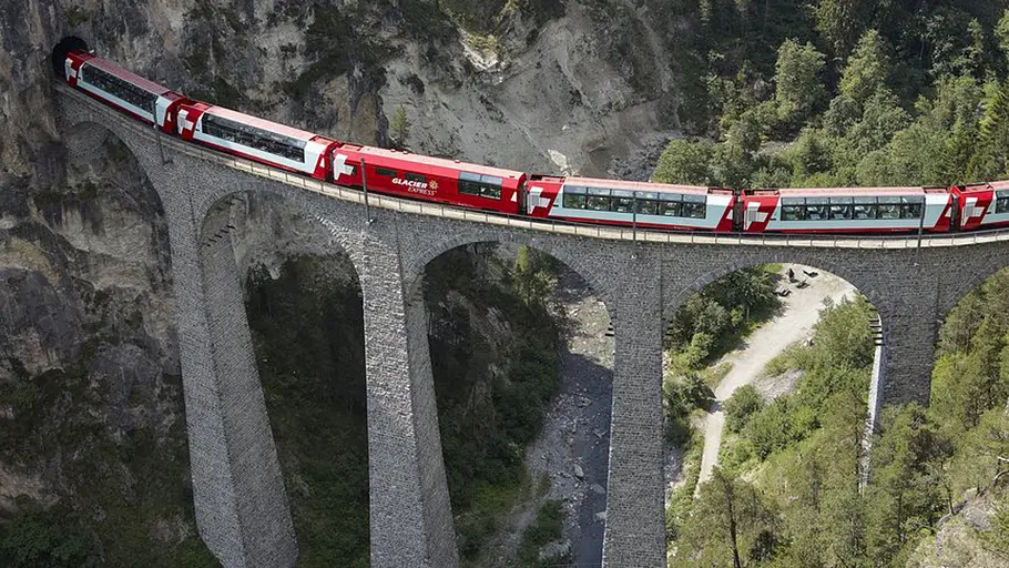 traumhafte bahnstrecken der schweiz
