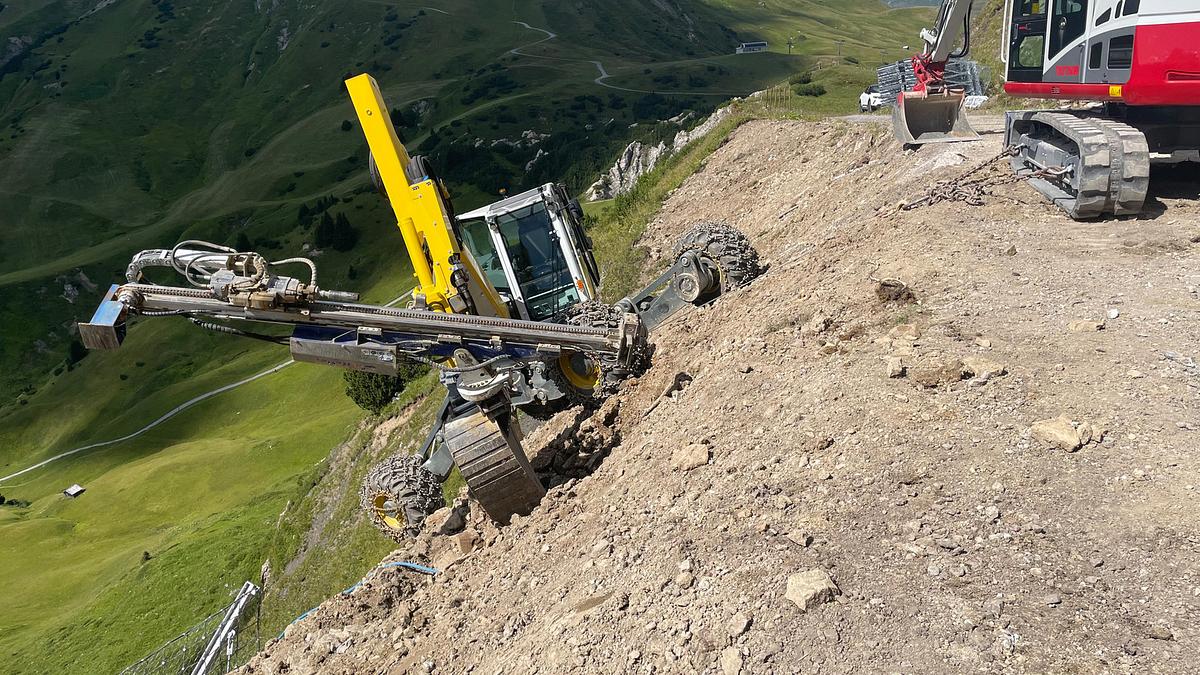 baumaschine auf vier beinen - schreitbagger im einsatz