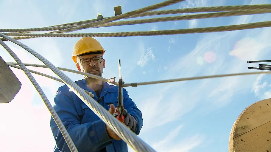 Undercover Boss undercover boss