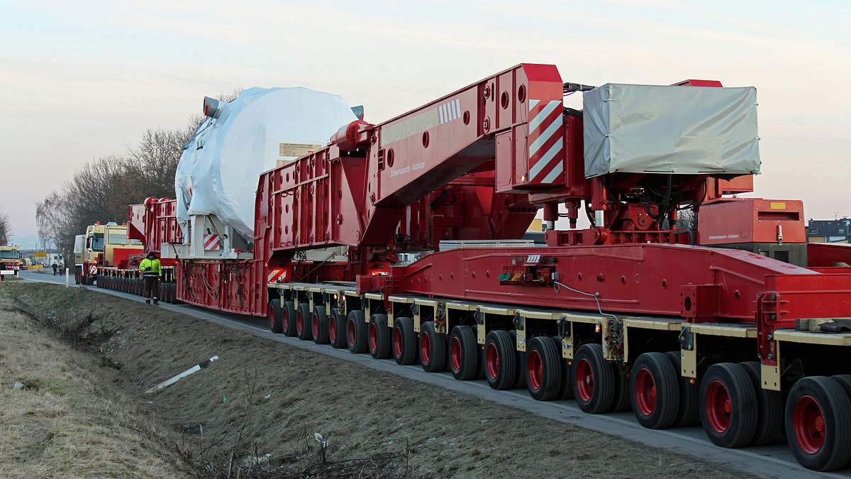 auftrag schwertransport - giganten auf reisen