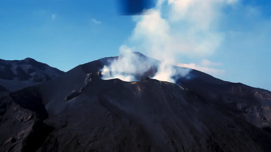 pulverfass italien - unter den vulkanen ätna, vesuv und stromboli