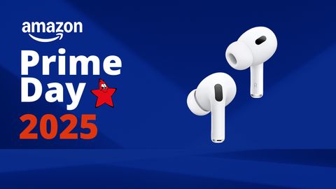 Die AirPods Pro 2 neben dem Logo des Prime Day 2025 - Foto: TVMovie.de & iStock (kyoshino, Ake Ngiamsanguan) & PR
