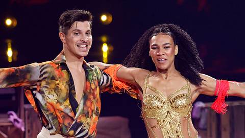 Alexandru Ionel spricht offen über das harte Lets Dance-Training - Foto: IMAGO / Panama Pictures