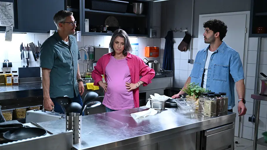 „Alles was zählt“ Henning, Daniela und Nick stehen im ruinierten Puncto.