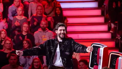 Alvaro Soler bei the Voice Kids - Foto: Joyn