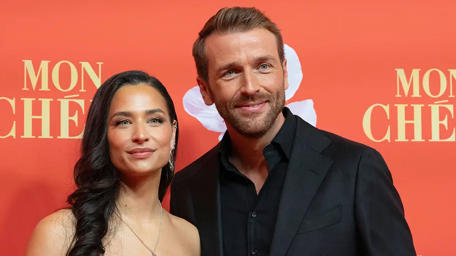 Amira Aly äußert sich zu Hochzeitsplänen Amira Aly und ihr Partner Christian Düren bei einem Event