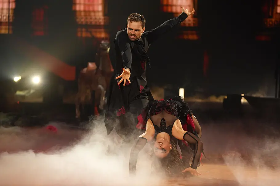 Anastasia Maruster und Vadim Garbuzov bei ihrem legendären Horror-Tango, den sie bei der Profi-Challenge 2026 uraufführten. 