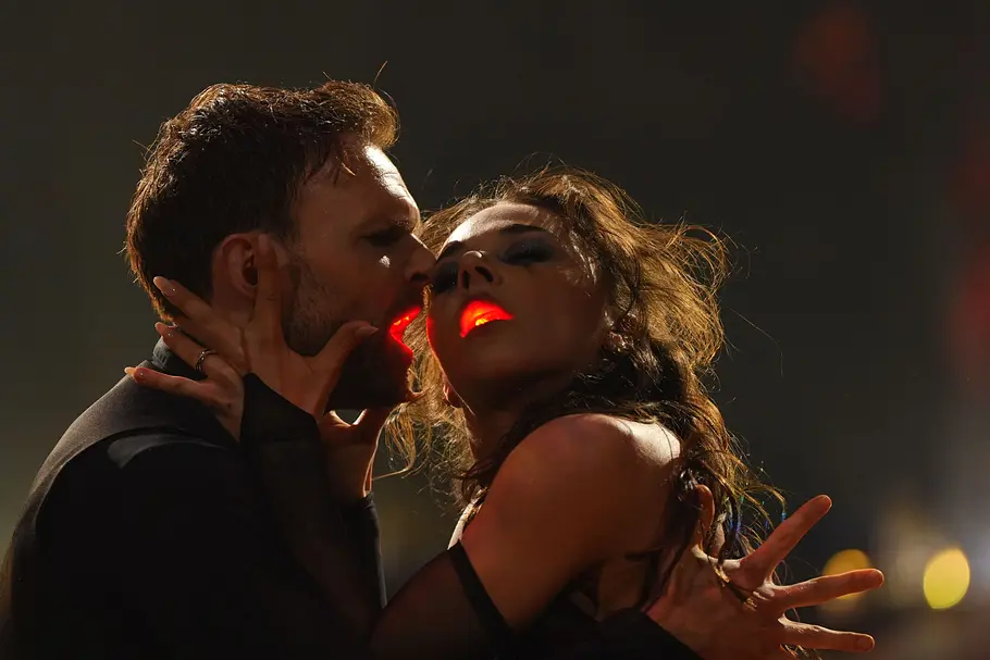 Anastasia Maruster und Vadim Garbuzov bei ihrem legendären Horror-Tango, den sie bei der Profi-Challenge 2026 uraufführten. 