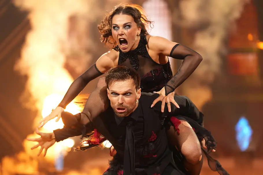Anastasia Maruster und Vadim Garbuzov bei ihrem legendären Horror-Tango, den sie bei der Profi-Challenge 2026 uraufführten. 
