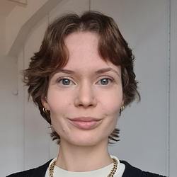 Porträt von Redakteurin Anna Budde - Foto: Anna Budde