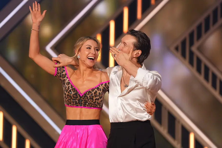 Anna-Carina Woitschack und Evgeny Vinokurov im Lets Dance-Finale 2026 Anna-Carina Woitschack und Evgeny Vinokurov freuen sich über ihren Einzug ins Lets Dance-Finale 2026.
