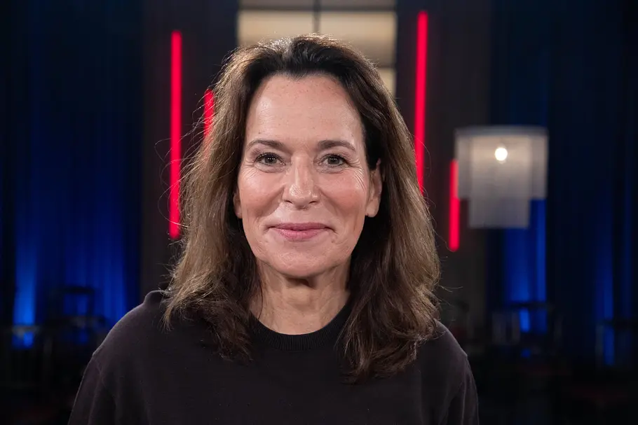 Anne WILL, Moderatorin, Portraet, Porträt, Portrait, Angeschnittenes Einzelbild, Einzelmotiv, in der Sendung ,,Koelner Treff,, im WDR Fernsehen