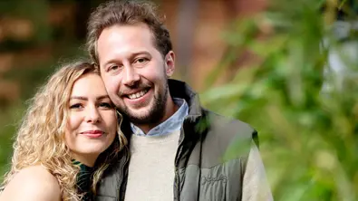 Antje Hiel mit ihrem Ex-Partner Arne. - Foto: © RTL/Andreas Friese