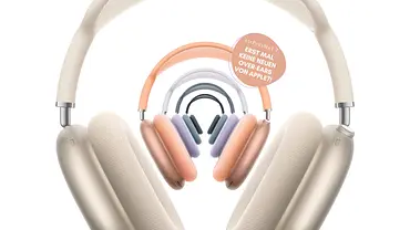 Wann kommt Gen 2? Auf dem Bild sind mehrer AirPods Max-Modelle in verschiedenen Farben zu sehen, hintereinander aufgereiht bilden sie einen Tunnel. - Foto: © 2025 Apple Inc.