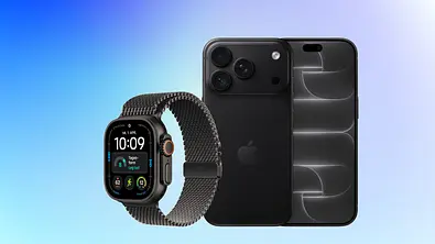 Eine dunkle Apple Watch Ultra 4 mit Metallarmband steht vor der Vorder- und Rückansicht eines schwarzen iPhone 18 Pro auf blauem Hintergrund. - Foto: Apple/o2 Eine dunkle Apple Watch Ultra 4 mit Metallarmband steht vor der Vorder- und Rückansicht eines schwarzen iPhone 18 Pro auf blauem Hintergrund. - Foto: Apple/o2
