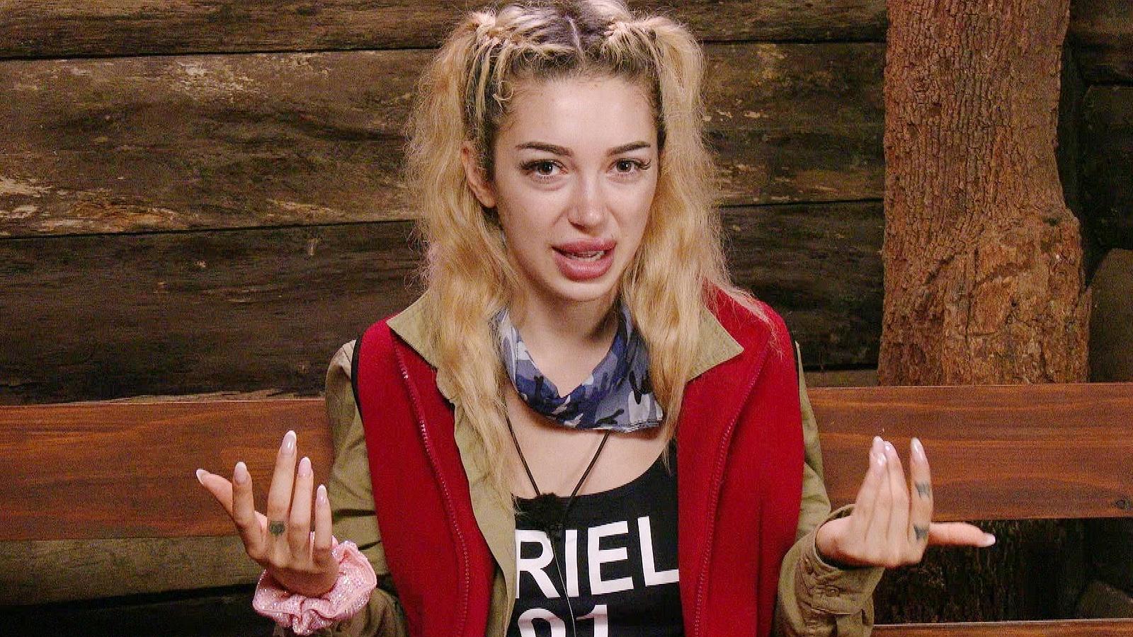 Dschungelcamp: Ariels Mutter reagiert auf brisante Heim-Aussage