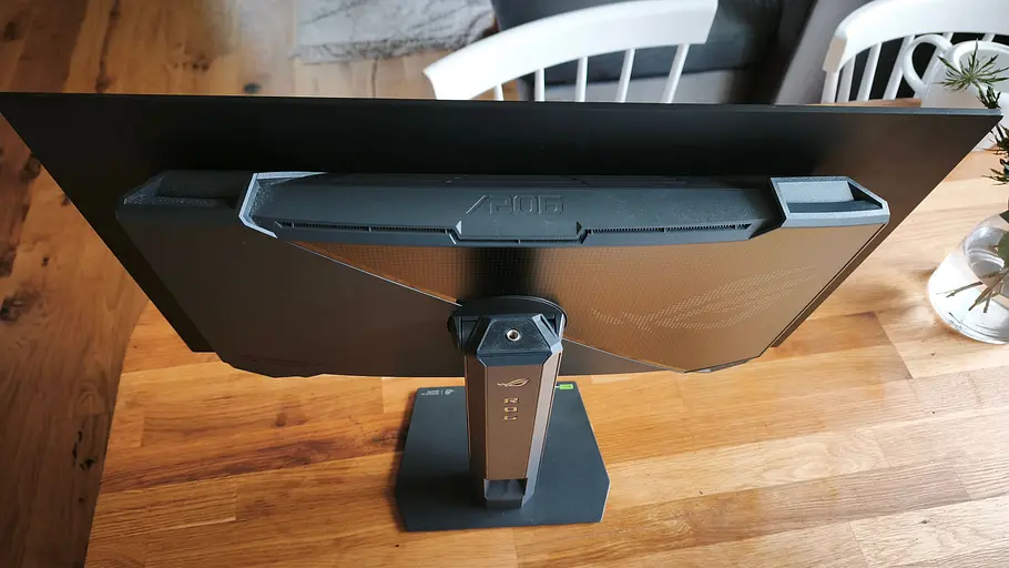 ASUS ROG Strix Die Rückseite des ASUS ROG Strix