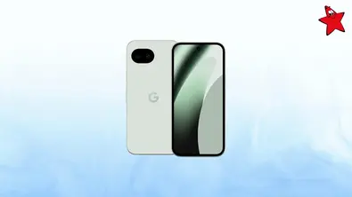 Google Pixel 10a in der Farbe Fog vor einem hellblauen Hintergrund mit TV Movie Stern - Foto: TV Movie / Canva
