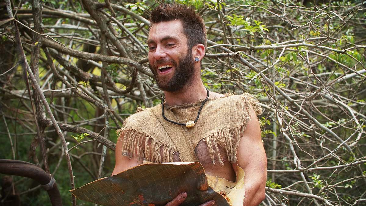 naked survival: last one standing