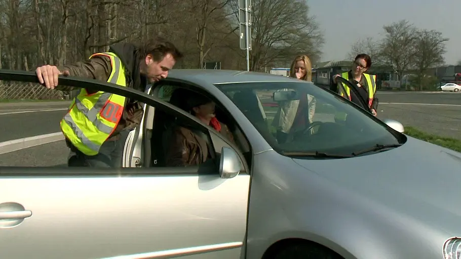 Schneller als die Polizei erlaubt schneller als die polizei erlaubt
