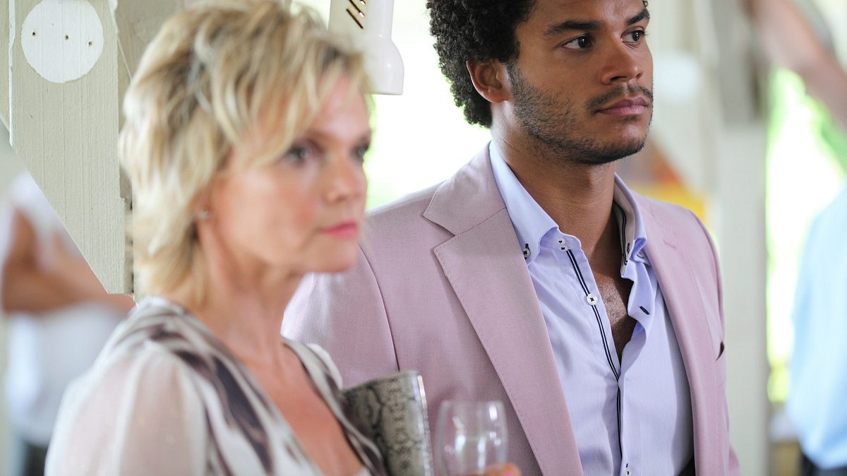 death in paradise