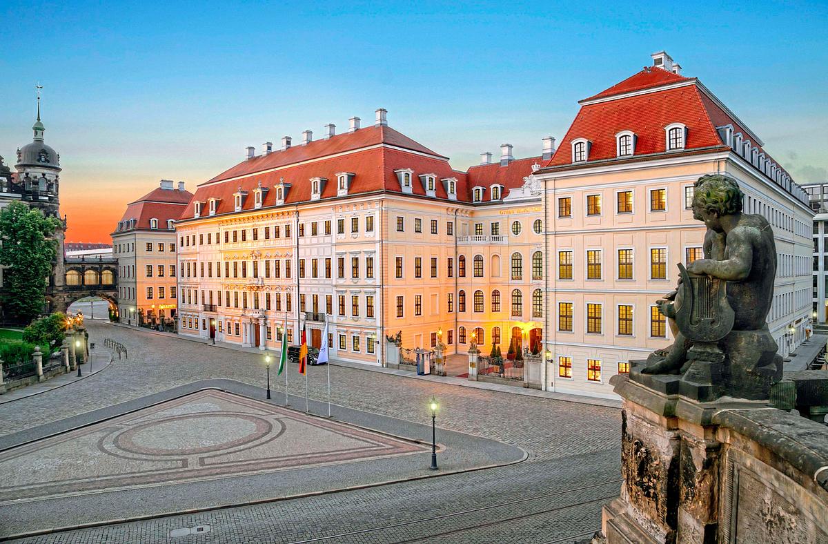 luxus, pomp und prominenz - das grandhotel taschenbergpalais dresden