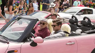 dirty grandpa - Foto: Kabel 1 (DE) / © 2016 Constantin Film Verleih GmbH Lizenzbild frei dirty grandpa - Foto: Kabel 1 (DE) / © 2016 Constantin Film Verleih GmbH Lizenzbild frei