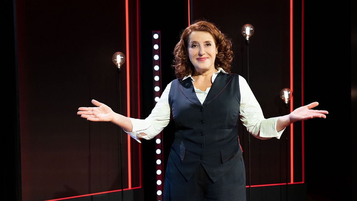 luise kinseher - live auf der bühne!