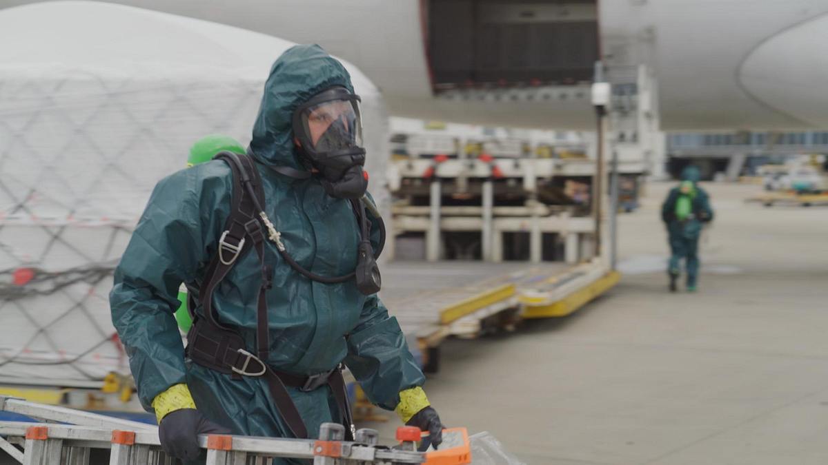 inside sydney airport: alltag am mega-flughafen