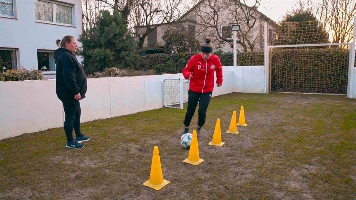 kicken wie ein mädchen
