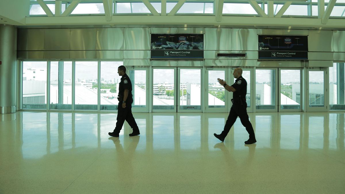 flughafen new york - kampf den schmugglern