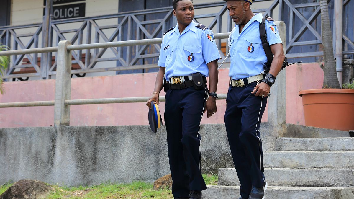 death in paradise