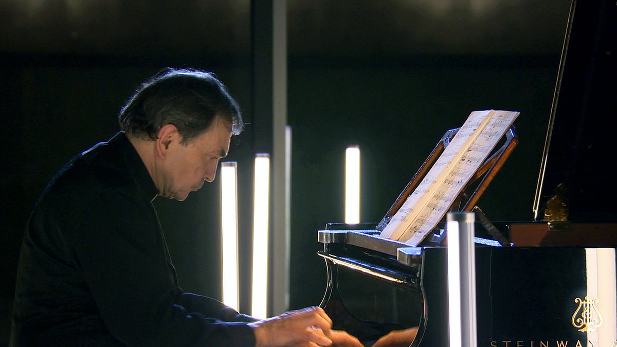 pierre-laurent aimard spielt olivier messiaen