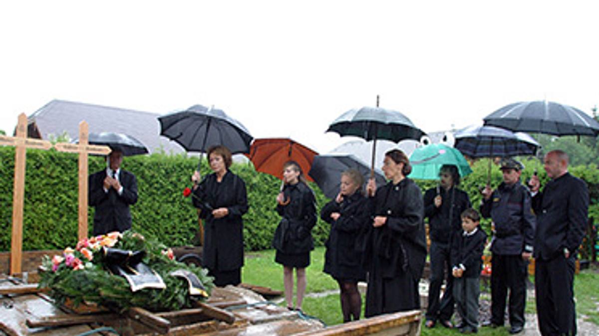 vier frauen und ein todesfall