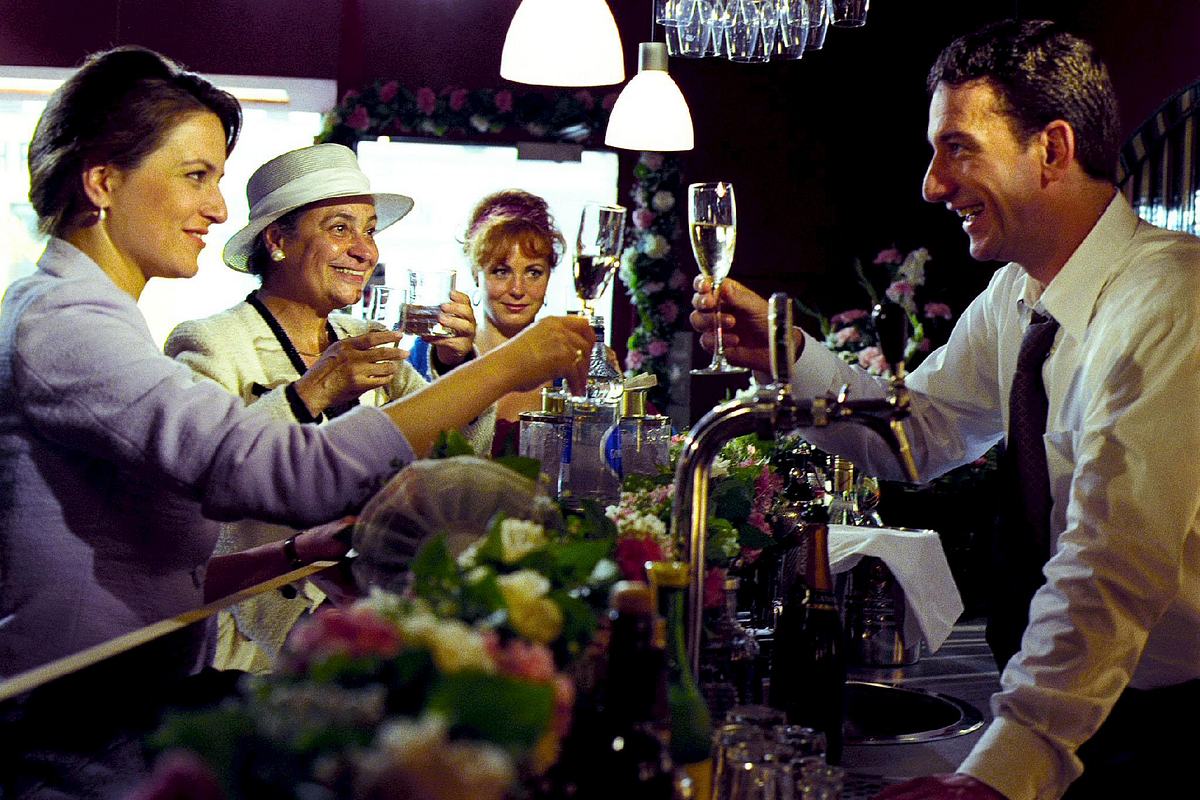 Happy Hour oder Glück und Glas happy hour oder glück und glas