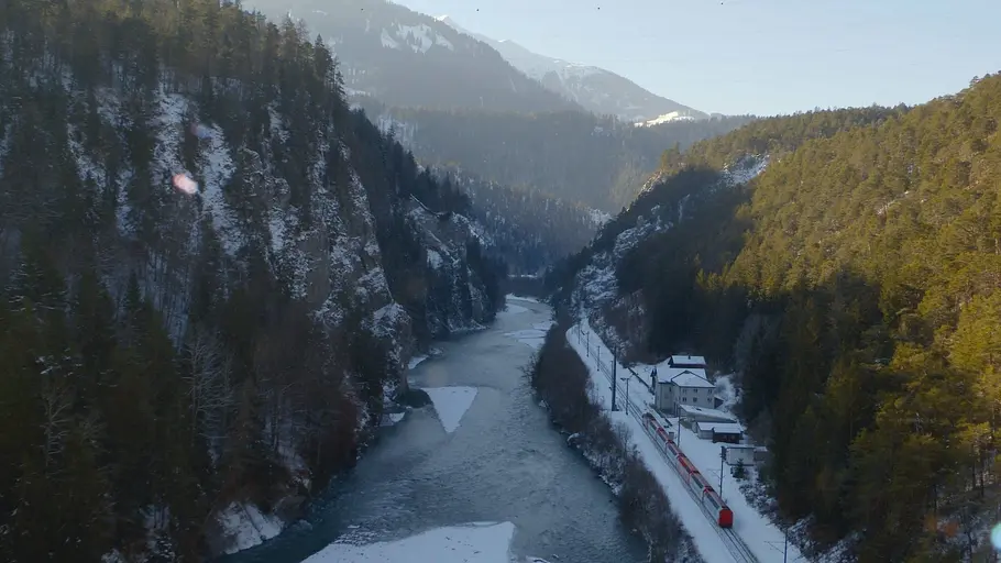 Die schönsten Bahnstrecken von oben die schönsten bahnstrecken von oben