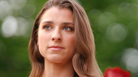 Bachelorette Stella Stegmann hat ihre Top 4 für die Homedates gewählt! Wer ist raus, wer im Finale? - Foto: RTL+