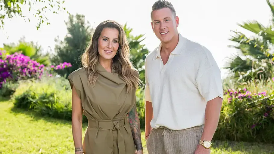 Knutsch Geständnis bei „Grill den Henssler“ Charlotte Engelhardt und Calvin Kleinen als Moderations-Duo bei „Bad Boyfriends“ auf RTL+