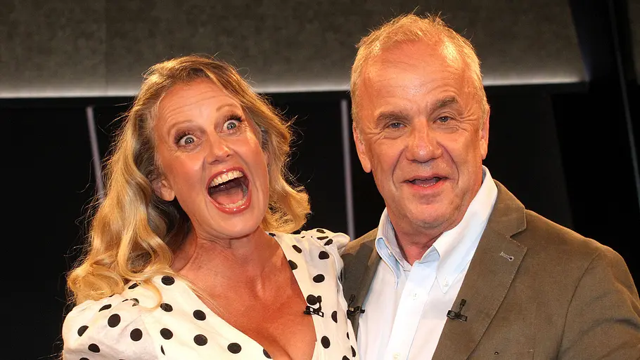Barbara Schoeneberger und Hubertus Meyer Burckhardt bei der NDR Talkshow am 30.08.2024 in Hamburg Barbara Schoeneberger und Hubertus Meyer Burckhardt bei der NDR Talkshow am 30.08.2024 in Hamburg