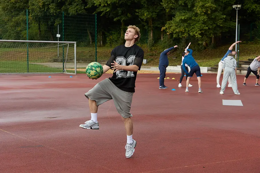 Club der roten Bänder - Die neue Generation club der roten bänder - die neue generation