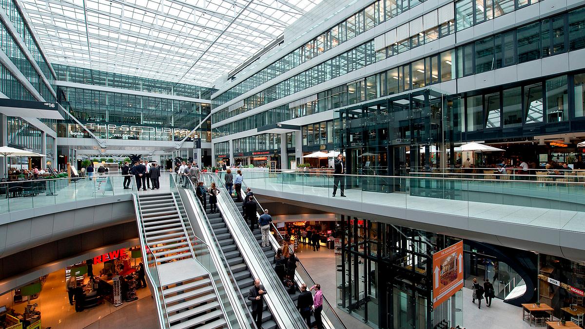 the squaire - deutschlands größtes bürogebäude