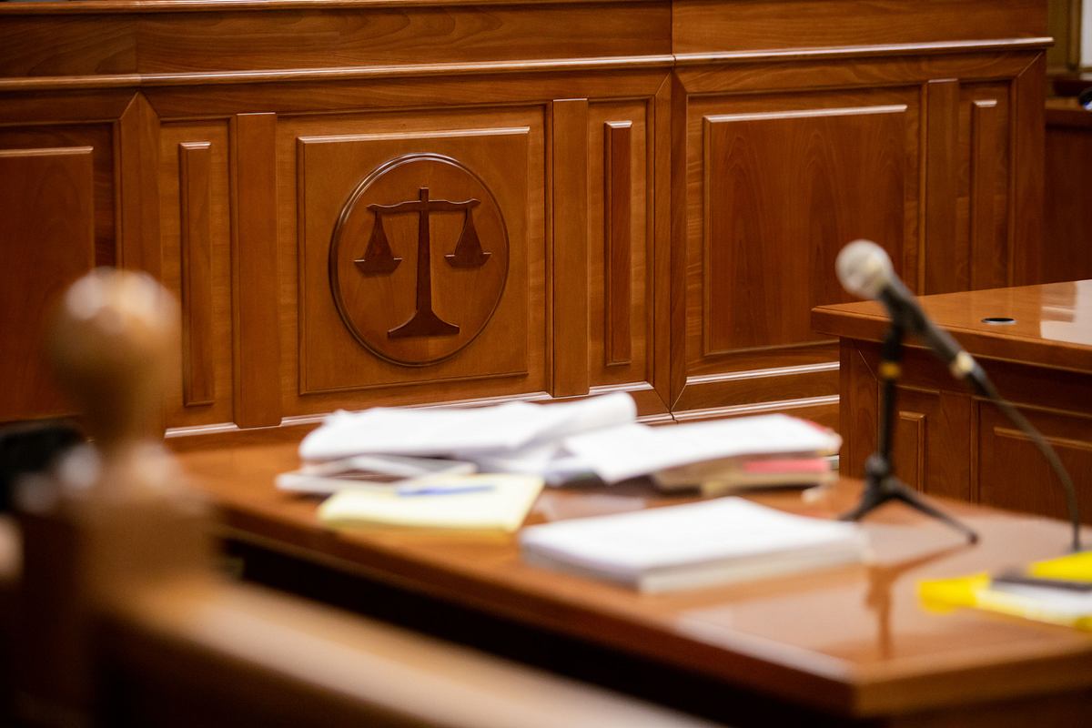 court cam - auf der anklagebank