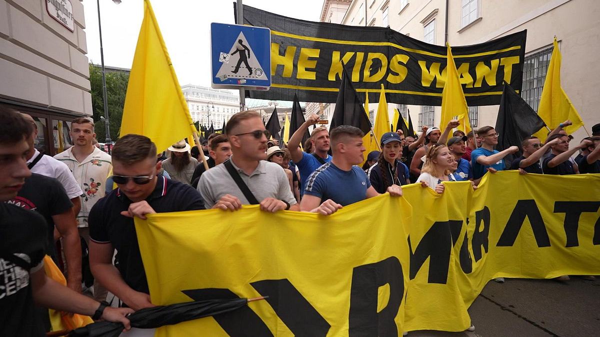 Extrem rechts - Undercover in geheimen Netzwerken der AfD extrem rechts - undercover in geheimen netzwerken der afd