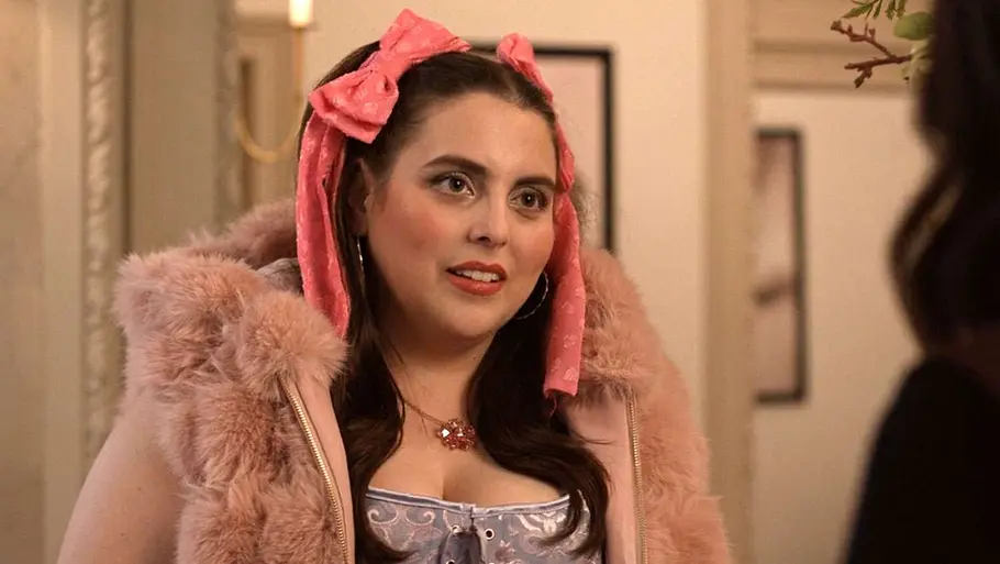 Beanie Feldstein als Althea in „Only Murders in the Building” Staffel 5.