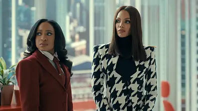 Die Hauptdarsteller:innen von Beauty in Black - Foto: Netflix Die Hauptdarsteller:innen von Beauty in Black - Foto: Netflix
